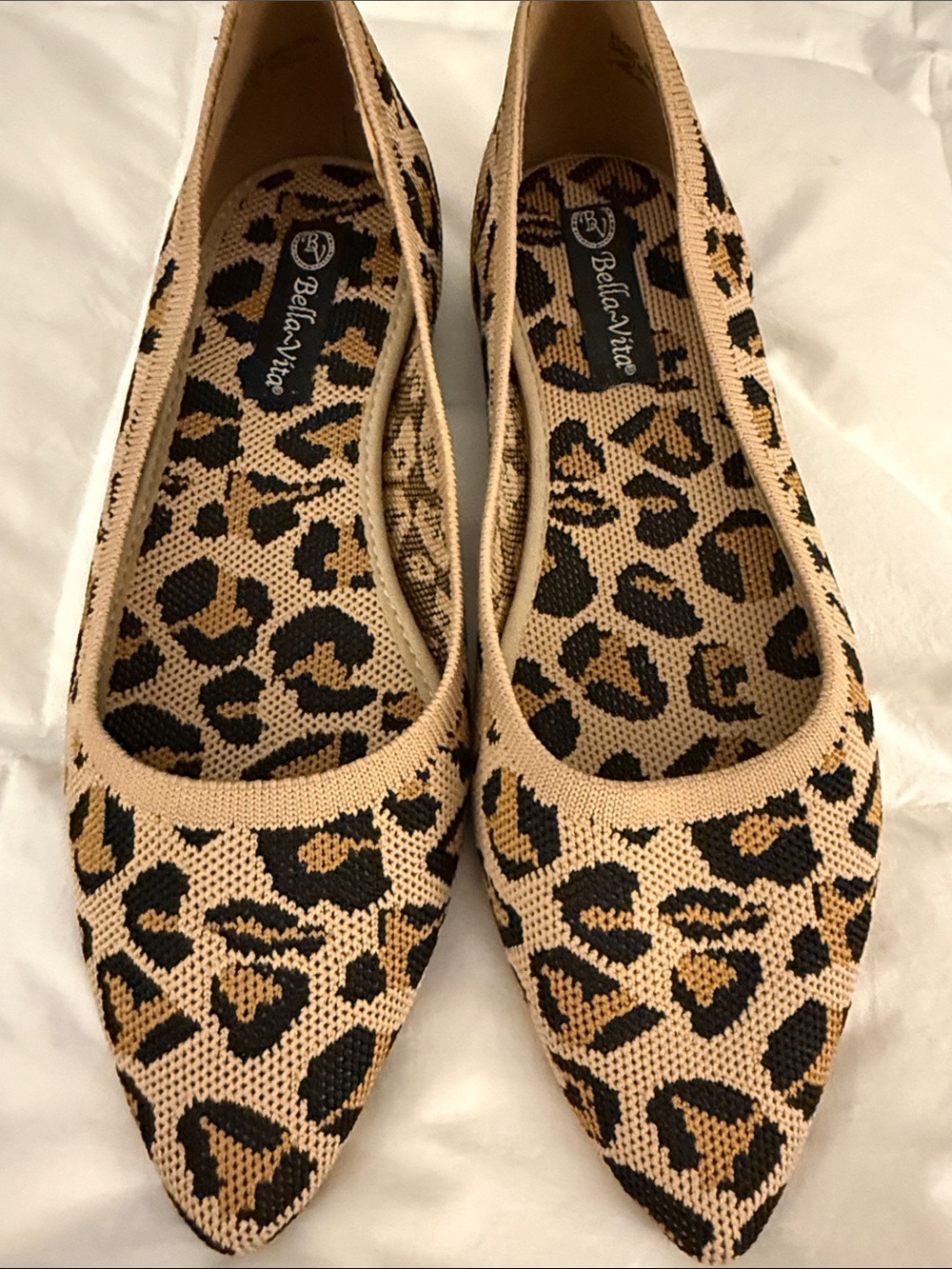Bella Vita Leopard Print Pointed-Toe Women’s Flats - Tan/Black 8W